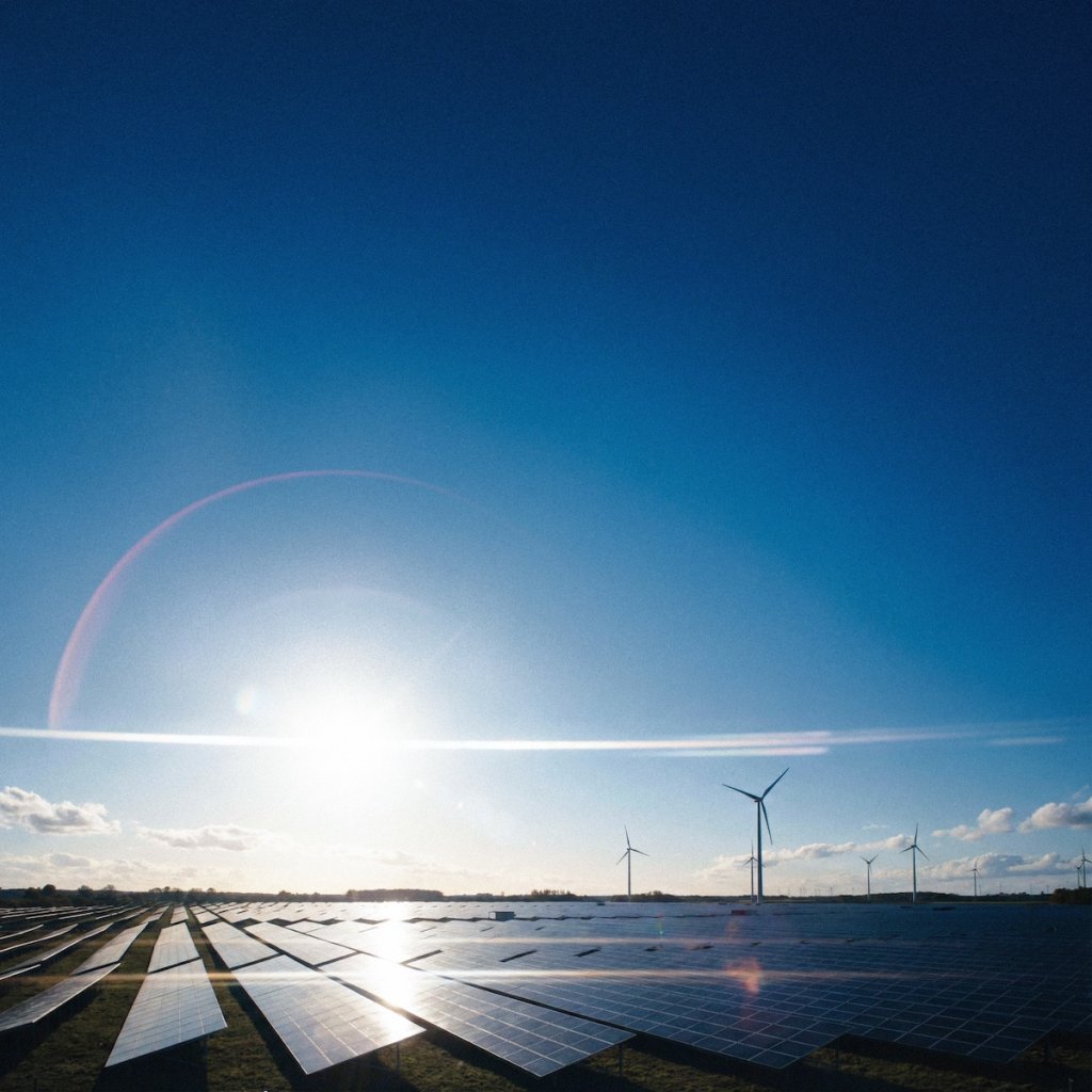 STARQstrom — Solar- und Windpark